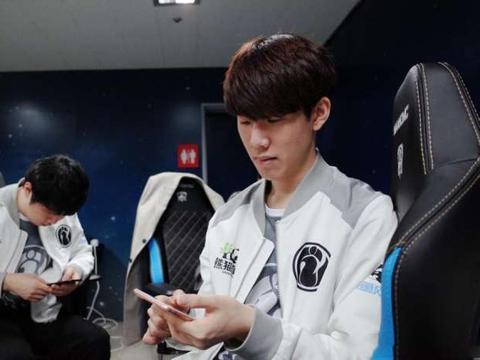 KPL第二轮赛程已出！XYG海报内涵KPL不公平？同为S组，差别太大