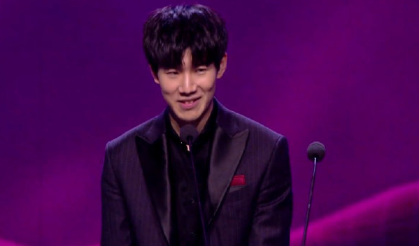 LPL今日首发：TheShy Rookie相遇